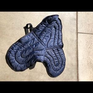 English saddle carrier